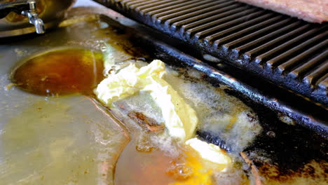 melting-butter-on-the-grill