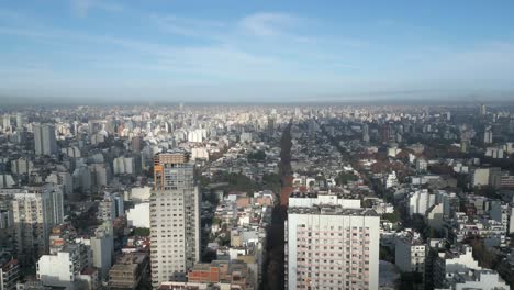Un-Video-De-Un-Dron-De-Palermo-Soho-En-Buenos-Aires,-Argentina,-Muestra-La-Calle-Armenia