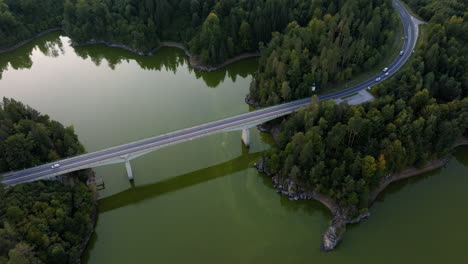 Highway-bridge-crosses-over-portion-of-Stausee-Ottenstein-reservoir,-Austria