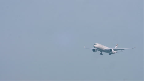Etihad-Airways-A350-Bereitet-Sich-Auf-Die-Landung-Am-Flughafen-Suvarnabhumi-In-Thailand-Vor