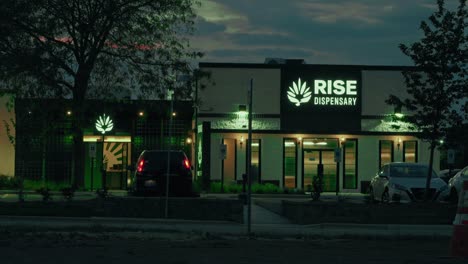 Canabis-store-Night-Timelapse-of-Legal-Dispensary-in-Mundelein-Illinois-USA