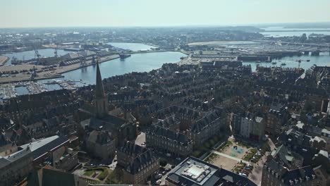 Drone-flying-over-Intra-Muros,-Saint-Malo-cityscape