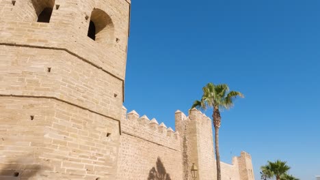 Historical-tower-and-walls-of-the-Kasbah-of-the-Udayas-in-Rabat,-Morocco,-exterior