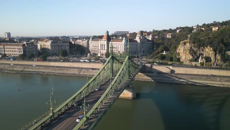 Aerial-Pullback-Reveals-Freedom-Bridge--in-Budapest,-Hungary