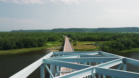 Fly-Over-Truss-Bridge-Of-Wabasha–Nelson-Bridge-In-Wabasha,-Minnesota,-United-States