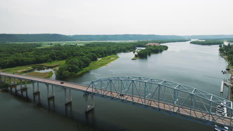 Scenic-View-Of-The-Wabasha–Nelson-Bridge-Crossing-The-Mississippi-River-In-Wabasha,-Minnesota-USA