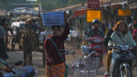 Bullicioso-Mercado-Callejero-Asiático-Auténtico-Birmano-Myanmar-4k-60fps