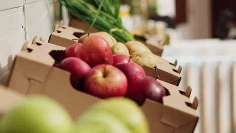 Fruits-on-farmers-market-shelves