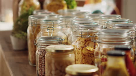 Eco-store-pantry-items-in-reusable-jars