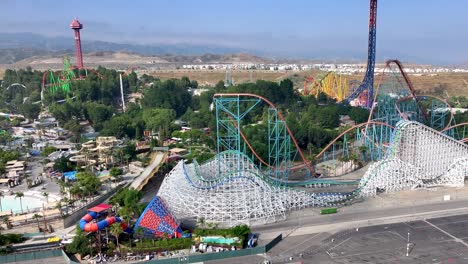 Six-Flags-Magic-Mountain-Amusement-Park-without-people---sliding-aerial