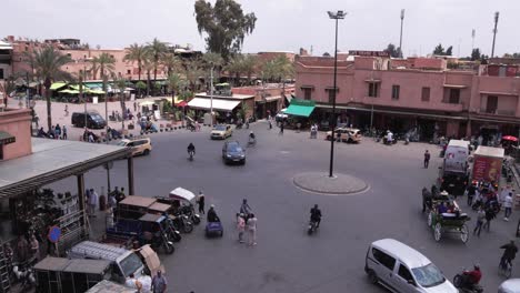 Morocco-roundabout-traffic:-A-chaotic-and-mesmerizing-panoramic-glimpse-into-the-bustling-streets-of-Marrakesh