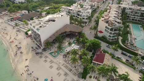 Luftaufnahme-Eines-Luxuriösen-Outdoor-Resorts-In-Mexiko
