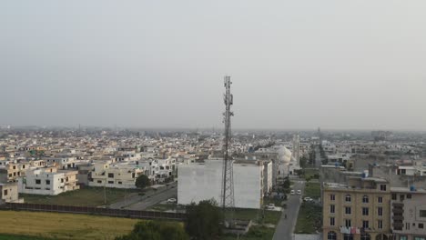 Luftaufnahme-Von-Mobilfunkmasten-In-Pakistan