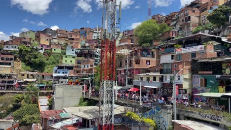 Colorful-buildings-of-famous-Comuna-13-big-community-in-Medellin,-Colombia