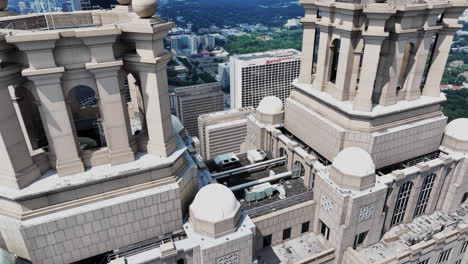 Fly-over-rooftop-crown-on-Peachtree-Tower-high-above-ground