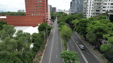 shot-of-empty-main-street-in-mexico-city-at-morning-during-a-cloudy-day