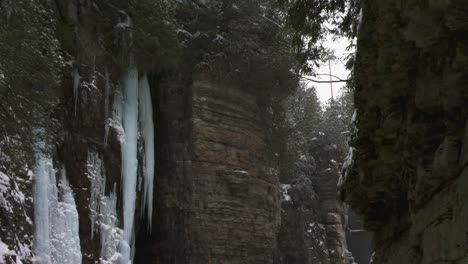 Scenic-view-from-inside-Ausable-Chasm-gorge-with-frozen-waterfall,-Adirondacks