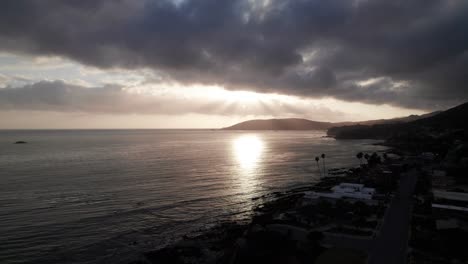 Wunderschöne-Kalifornische-Küste-Und-Dramatischer-Sonnenuntergang,-4k