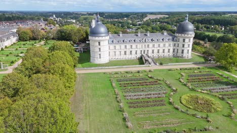 Luftaufnahme-Des-Schlosses-Valençay,-Frankreich