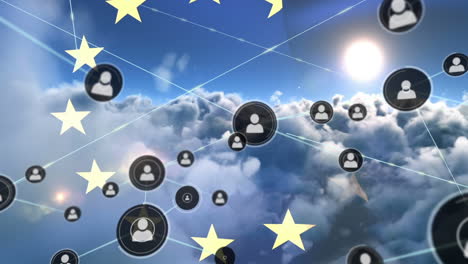Animation-Des-Netzwerks-Von-Verbindungen-Mit-Symbolen-über-Der-Flagge-Der-Europäischen-Union-Und-Wolken