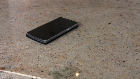Smartphone-on-the-counter