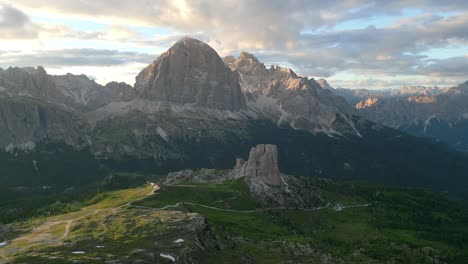 Stunning-5-Torri-and-Tofane-Of-Dolomites-In-Cortina-At-Epic-Sunset,-Belluno-Province,-Italy