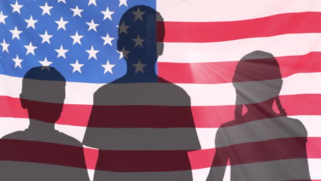 Animation-Von-Kindersilhouetten-über-Der-Flagge-Der-Vereinigten-Staaten-Von-Amerika