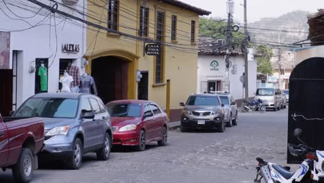 Tuk-Tuk-taxis-drive-rough-cobble-streets-in-jungle-city-in-Honduras