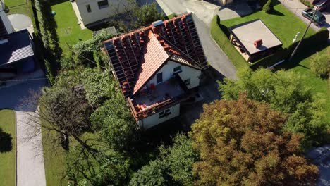 Roof-repair-aerial-clips