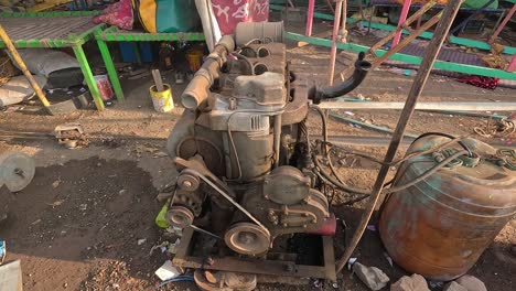 Very-old-diesel-engine,-running-in-very-good-condition