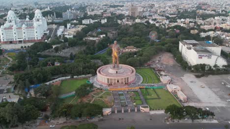 125-Fuß-Hohe-Statue-Von-Br-Ambedkar