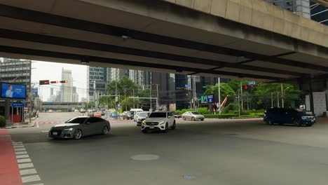 Bangkok-Thailand's-Downtown-Business-District-Rama-9-Intersection