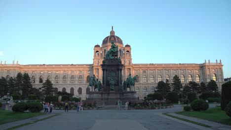 Kunsthistorisches-Museum-Wien-A-Menudo-Se-Conoce-Como-El-&quot;museo-De-Bellas-Artes&quot;)-Es-Un-Museo-De-Arte-En-Viena
