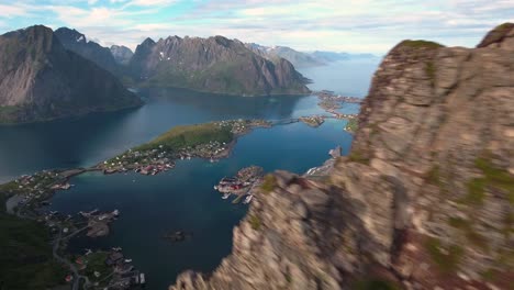 Luftaufnahmen-Der-Lofoten-Inseln
