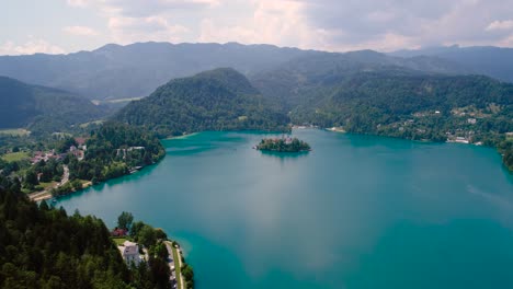 Eslovenia-Hermosa-Naturaleza---Lago-Bled.