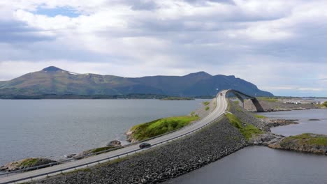 Atlantic-Ocean-Road-Norwegian-Construction-of-the-Century