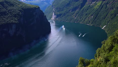 Fiordo-De-Geiranger,-Noruega.