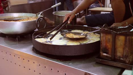 Indian-street-food-Fried-Jhangri-or-jalebi.-Rajasthan-state-in-western-India.