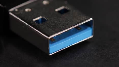 Makro-Nahaufnahme-Eines-USB-3.0-Flash-Speicherlaufwerks