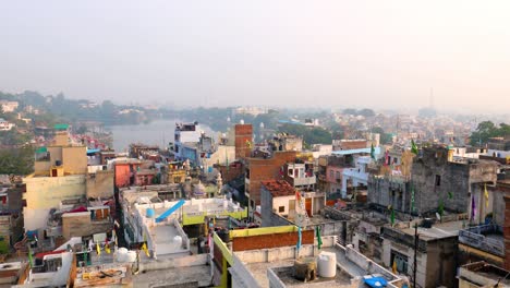Udaipur,-También-Conocida-Como-La-Ciudad-De-Los-Lagos,-Es-Una-Ciudad-En-El-Estado-De-Rajasthan-En-India.-Es-La-Capital-Histórica-Del-Reino-De-Mewar-En-La-Antigua-Agencia-Rajputana.