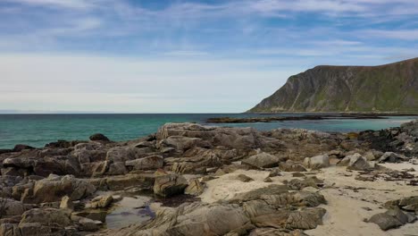 Beach-Lofoten-archipelago-islands-beach