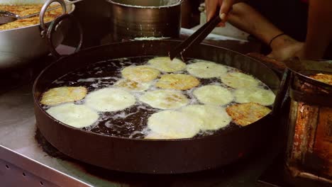 Indian-street-food-Fried-Jhangri-or-jalebi.-Rajasthan-state-in-western-India.