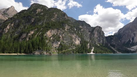 Lake-Lago-di-Braies-in-Dolomites,-Italy-Alps