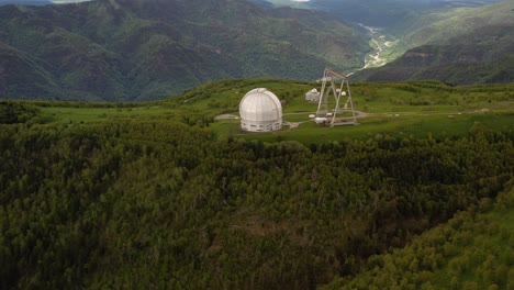 Observatorio-Astrofísico-Científico-Especial.-Centro-Astronómico-Para-Observaciones-Terrestres-Del-Universo-Con-Un-Gran-Telescopio.