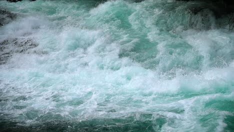 Mountain-river-water-with-slow-motion-closeup
