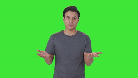 Indian-man-talking-to-the-camera-Green-screen