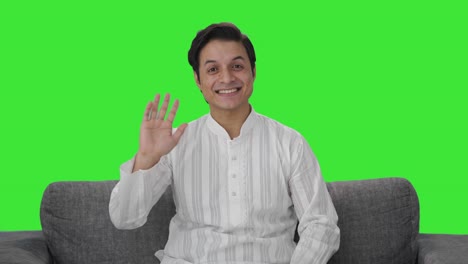 Fröhlicher-Indischer-Mann-Sagt-Hallo,-Grüner-Bildschirm