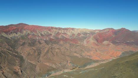 Jujuy's-Fourteen-Colored-Mountain,-Serranía-de-Hornocal,-Argentina