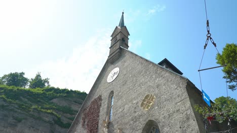 Fachada-De-St.-La-Iglesia-De-Blaise-Y-Su-Torre.