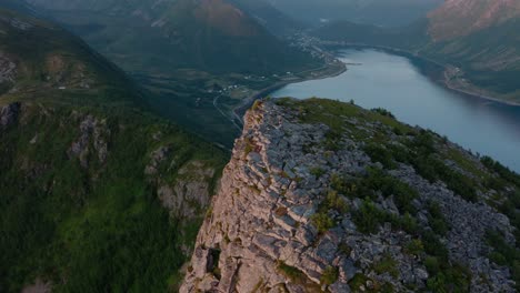 Ridge-And-Rocky-Cliffs-In-Strytinden,-Norway---aerial-shot